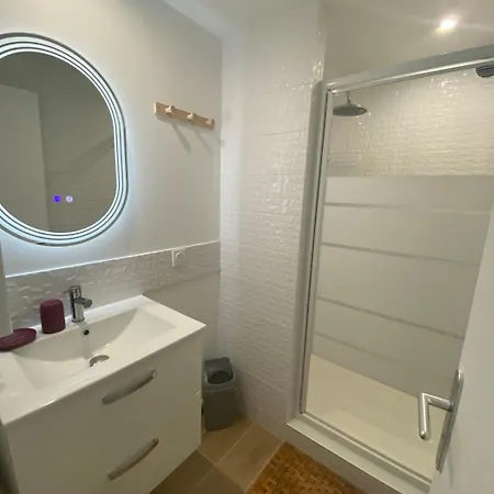 Апартаменты Le Carpe Diem T2 Piscine Climatisation Parking Баларук-ле-Бен
