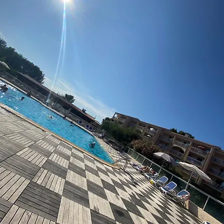 Le Carpe Diem T2 Piscine Climatisation Parking Apartman *